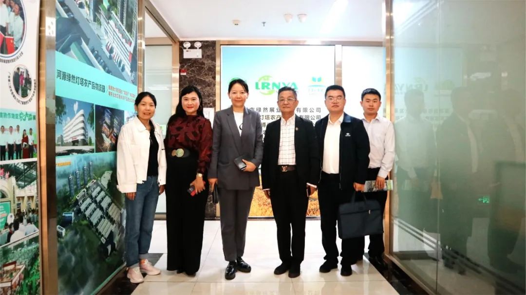【集團(tuán)動態(tài)】新疆喀什市委常委、副市長，中亞南亞工業(yè)園區(qū)黨工委委員、管委會副主任馬翔一行蒞臨綠然農(nóng)業(yè)集團(tuán)考察
